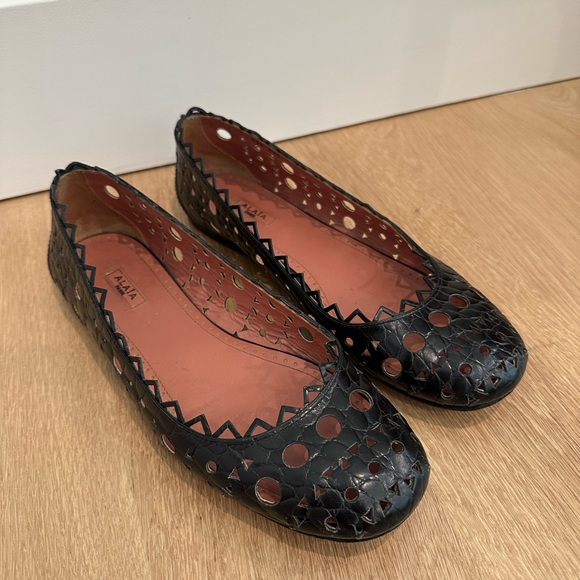 Alaia black croc leather laser cut ballet flat, size 9.5 - Picture 4 of 5